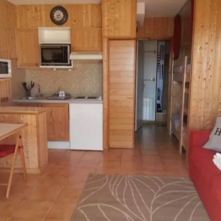T2 Tres Bien Place Aux Angles * Les Angles (Pyrenees-Orientales)
